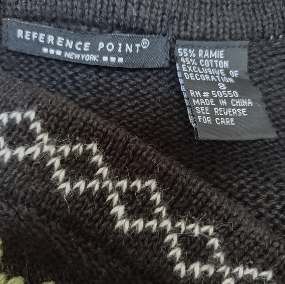 Reference Point Christmas Sweater - Picture 4 of 6